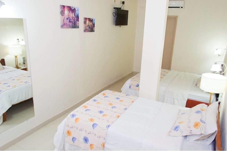Hotel Del Sur San Lorenzo Ngoại thất bức ảnh